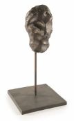 Günther Förg Ohne Titel (Maske) Bronze. (Ca. 1993). Ca. 28 x 13 x 13 cm. Eines von 25 Exemplaren.