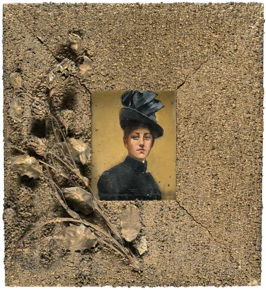 Berlin Um 1900 Bildnis einer Dame Öl auf Leinwand, auf Pappe aufgezogen. (Um 1900). 15,6 x 12,2