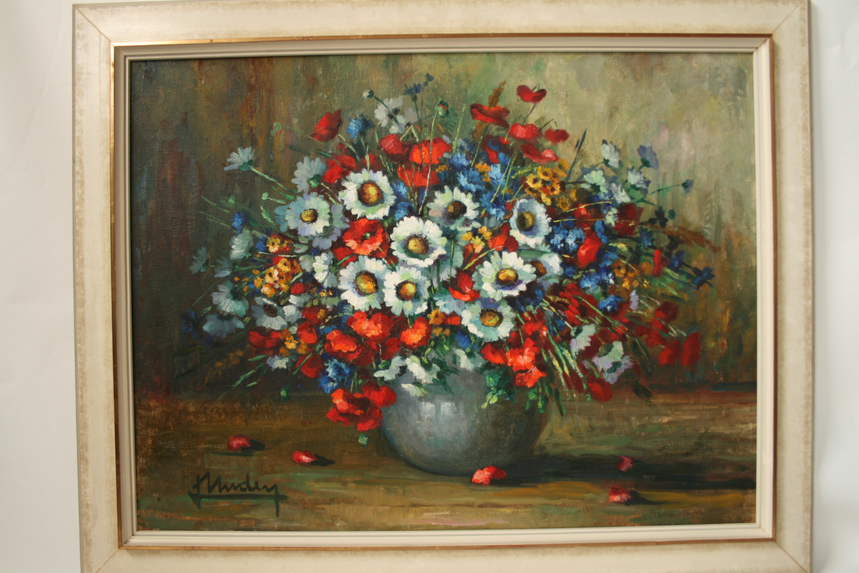 Lilly UNDEN (1908-1989), Oil on canvas: Bouquet of multicolored flowers in a gray [...]