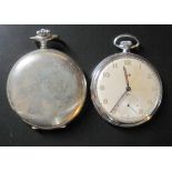 Set of 2 antique pocket watches: LIP brand pocket watch, 1950's, diameter: 4.5 cm / [...]