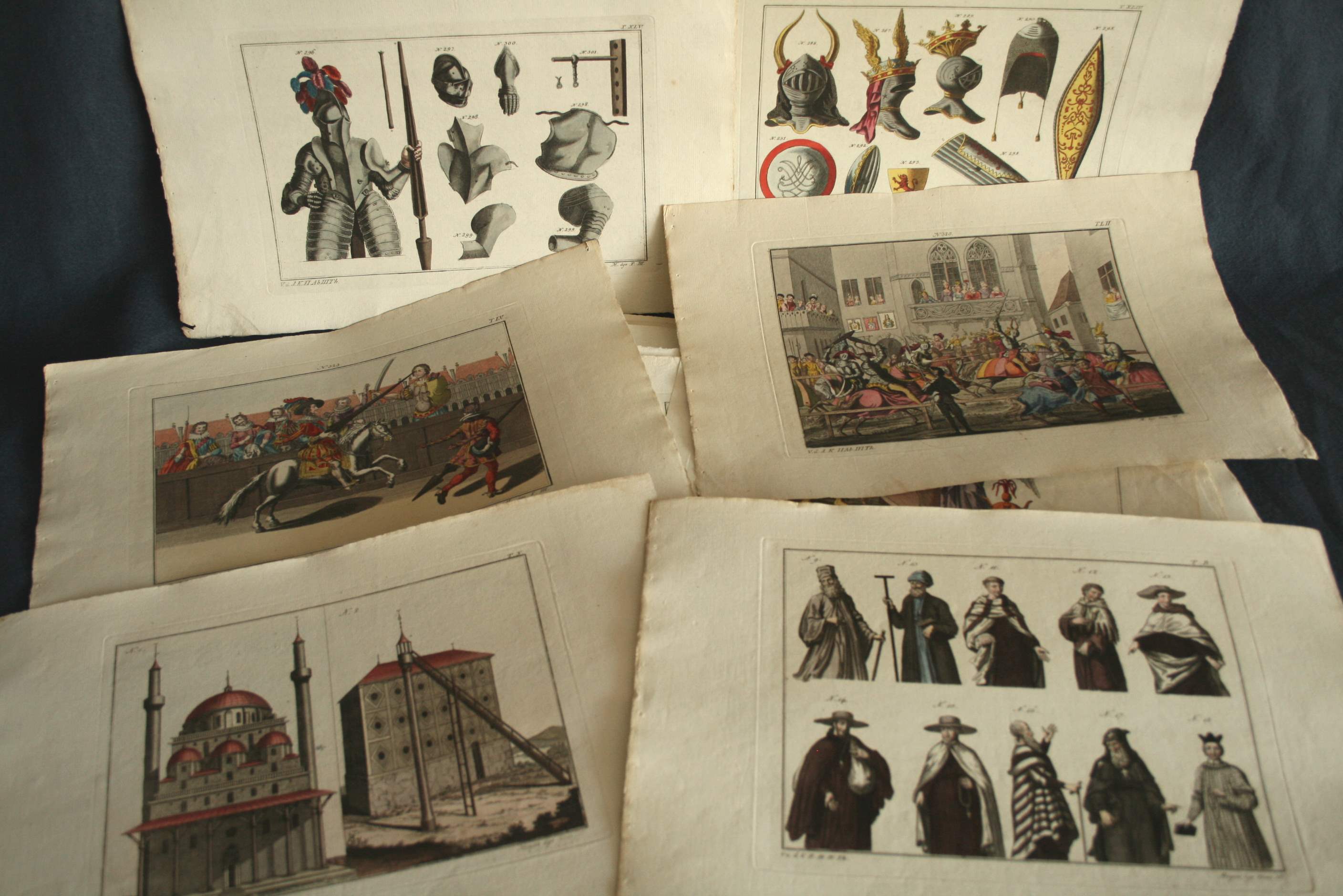 Ensemble de 53 gravures XVIIIe entièrement aquarellées de l'époque figurant la vie [...]