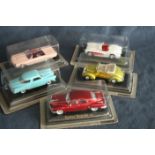 Ensemble de 5 voitures de collection au 1/43, boîte d'origine neuf et support : Ford [...]