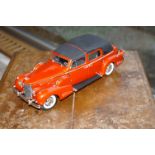 Cadillac Fleetwood V16 de 1938, Couleur rouge/orange, décapotable, ni boîte ni [...]