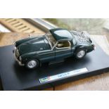 MGA Roadster, Couleur vert, support sans la boîte - Marque REVELL - - MGA Roadster, [...]