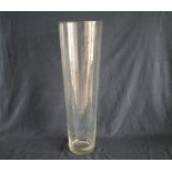 Grand vase en verre - Hauteur : 70 cm - - Large glass vase - Height: 70 cm - - [...]