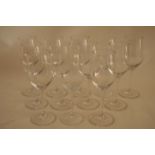 Ensemble de 12 verres à vin en cristal (21 cm) - Set of 12 wine glasses (21 cm) - [...]