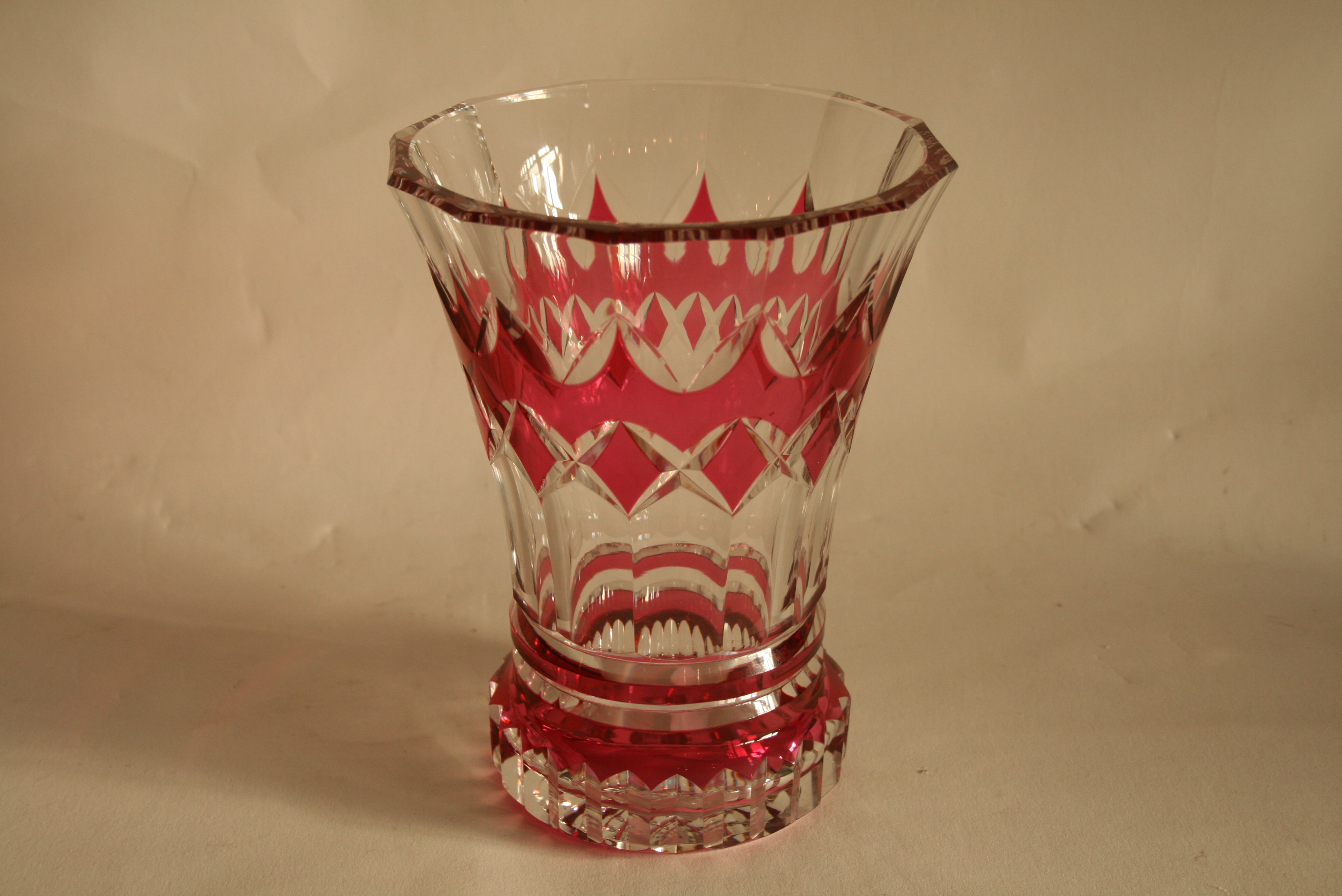 Vase de la cristallerie VAL SAINT LAMBERT, signé, années 70 - Hauteur : 21 cm, [...] - Image 2 of 2