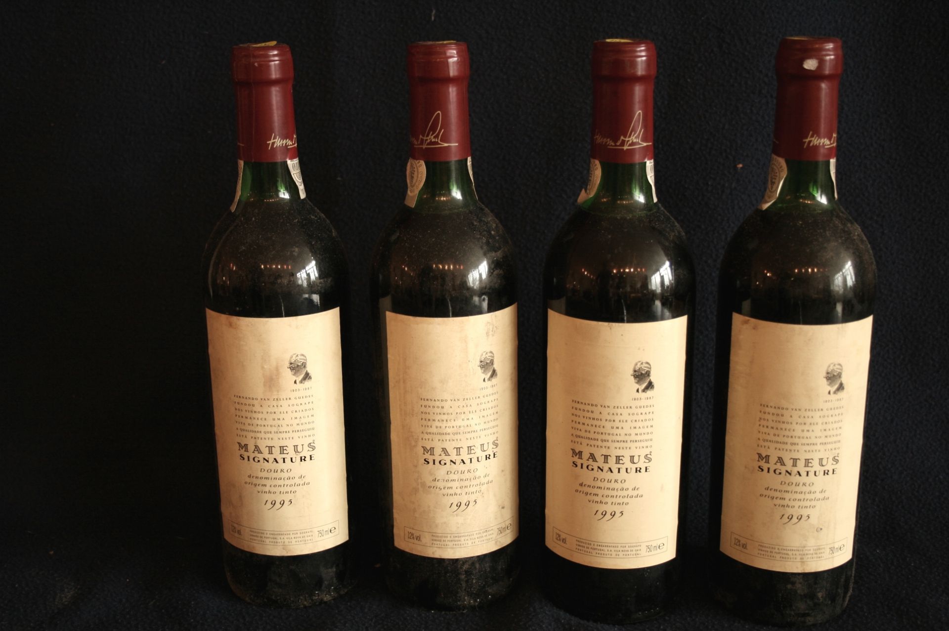 4 bouteilles de DOURO, Mateus Signature, rouge, 1995 - 4 bottles of DOURO, Mateus [...]