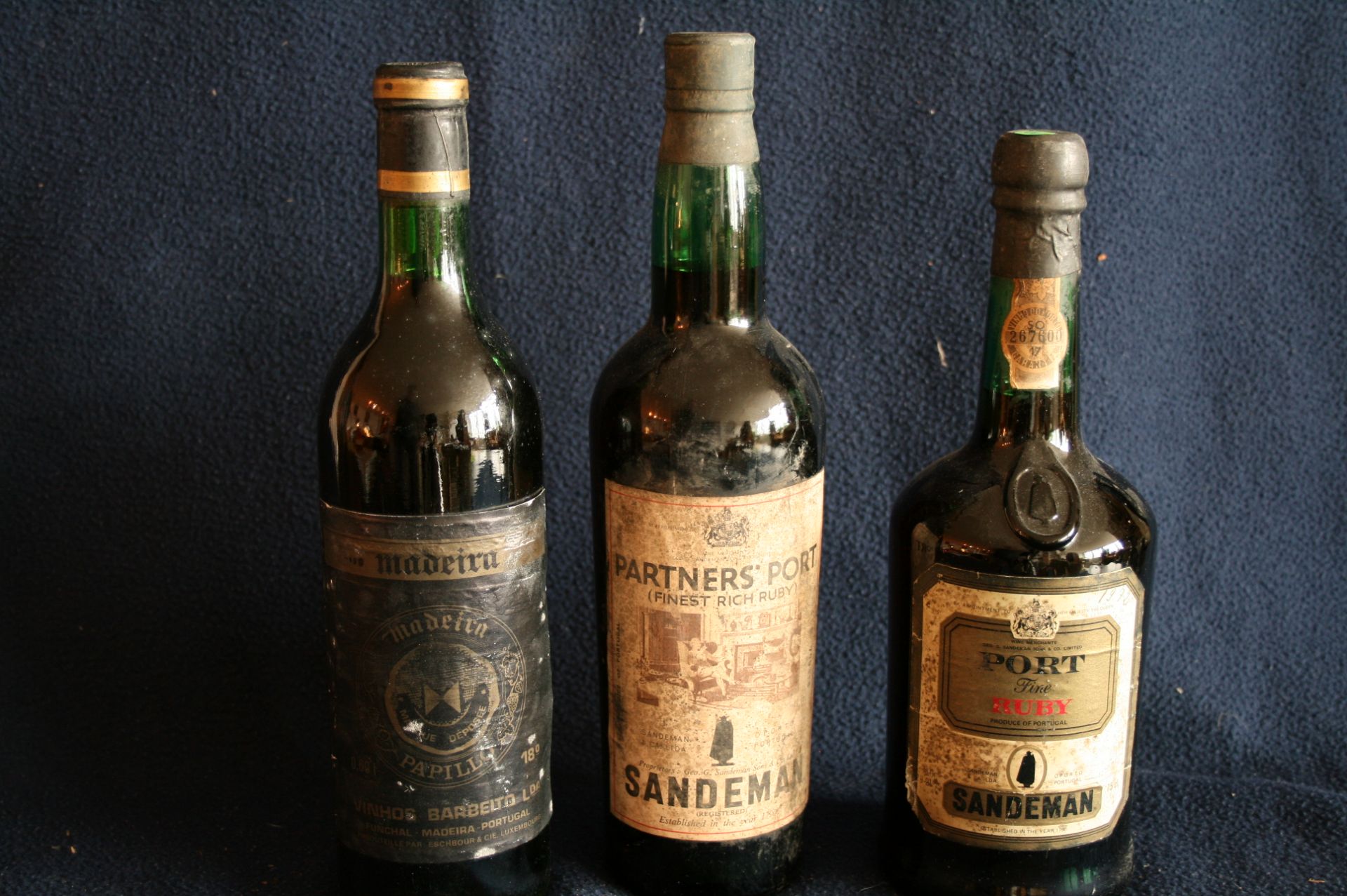 1 bouteille de PORTO Fine RUBY, Sandeman, 1972 + 1 bouteille de PORTO Finest Rich [...]