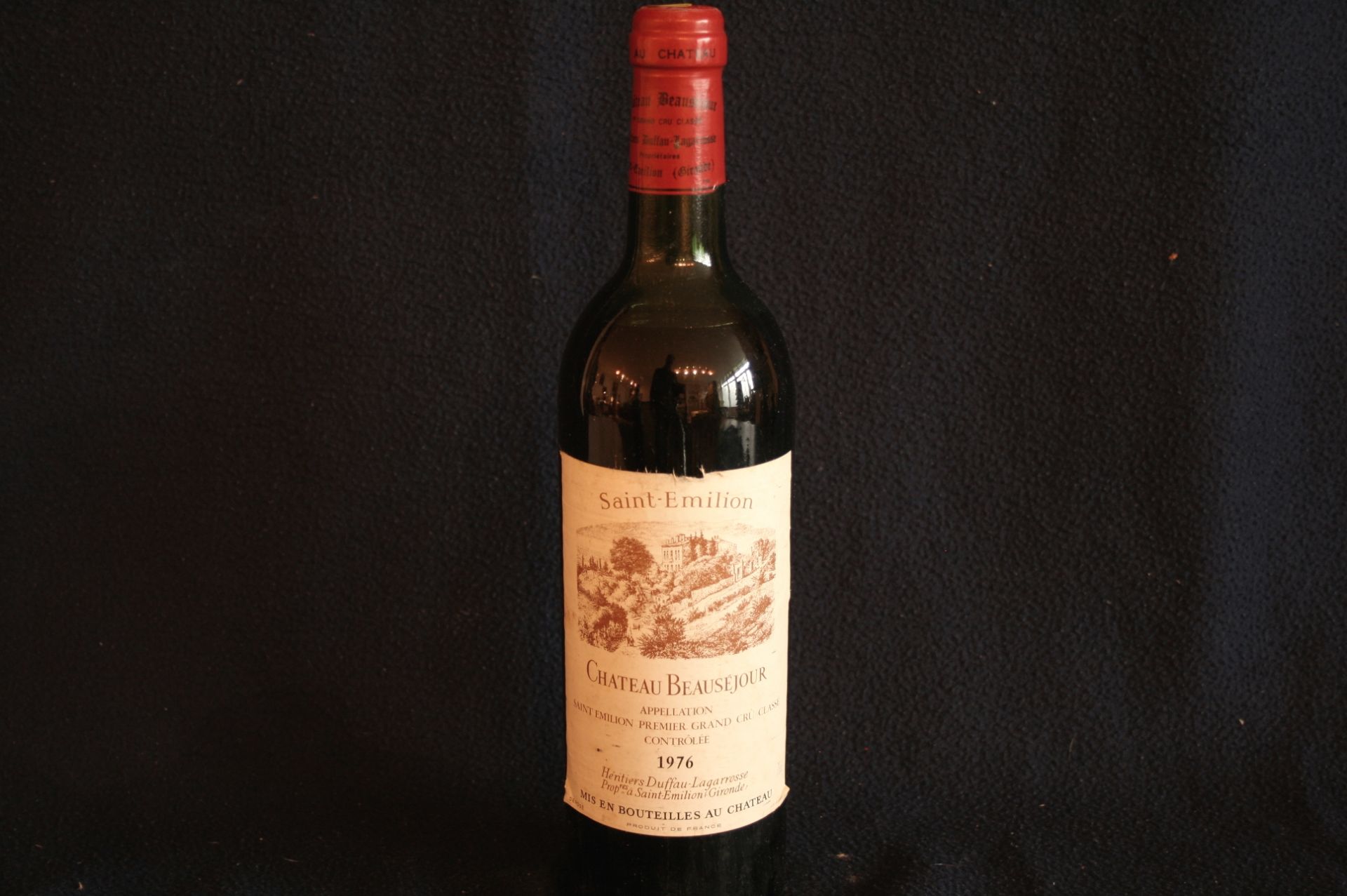 1 bouteille de SAINT-EMILION Premier Grand cru classé, château BEAUSEJOUR [...]