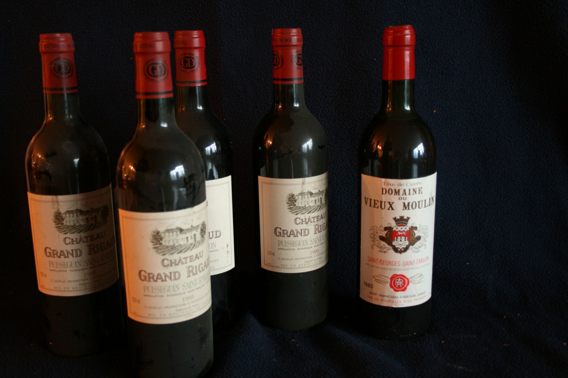 4 bouteilles de BORDEAUX, PUISSEGUIN SAINT-EMILION, Château GRAND RIGAUD, rouge, [...]