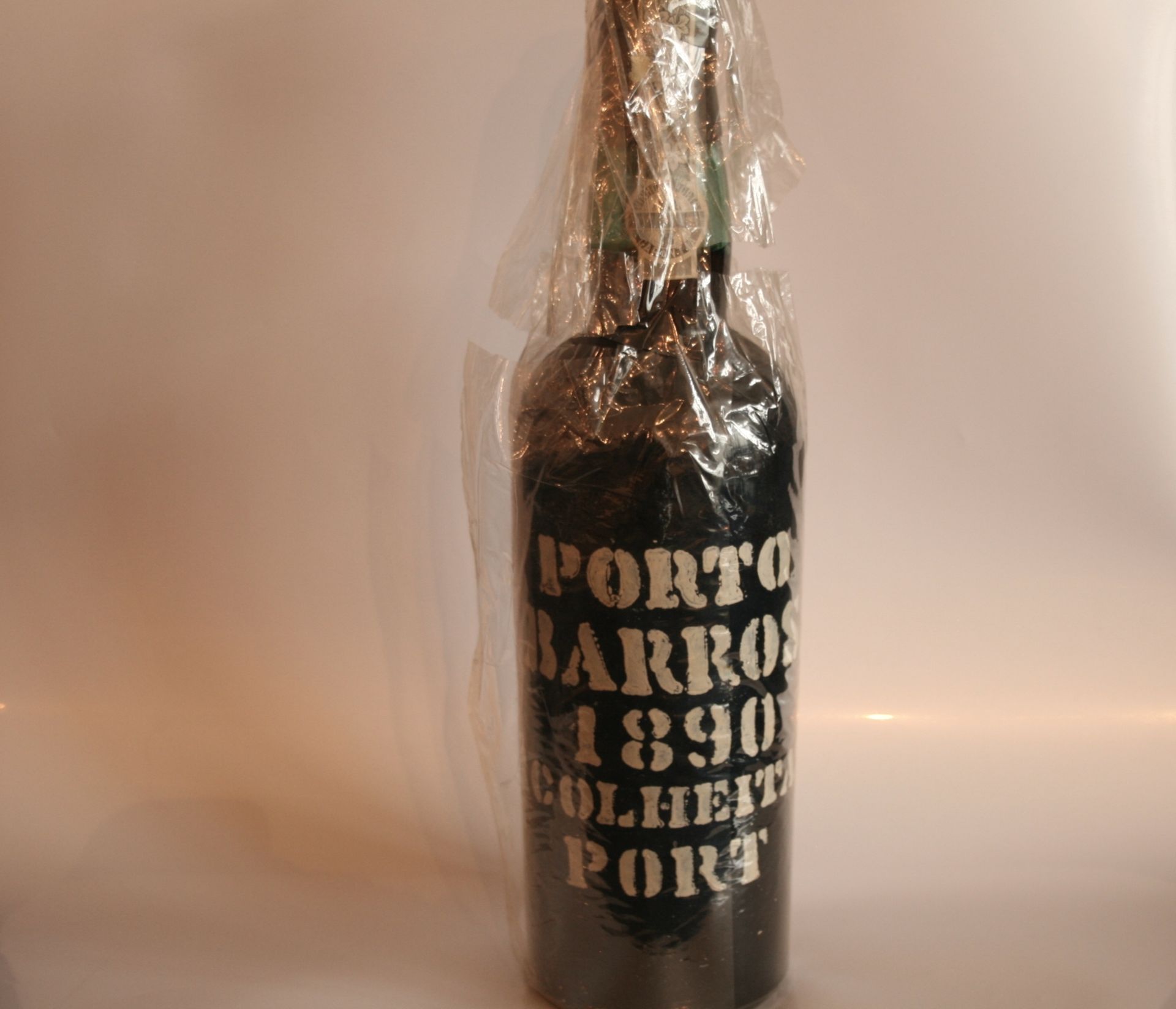 Bouteille de Porto de la marque Barros Colheita, 75 cl, Embouteillé en 1970, [...]