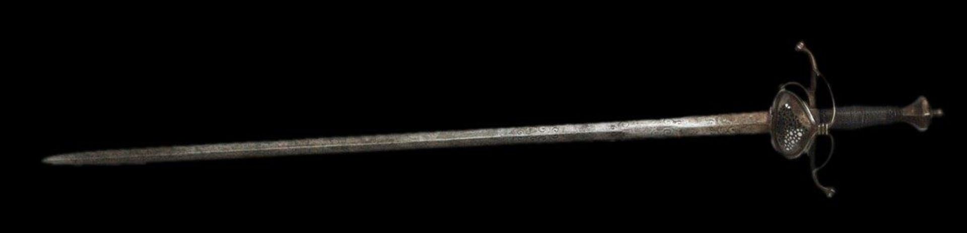 A PAPPENHEIMER RAPIER SWORD, 17TH CENTURY SCHWERT DEGEN Origin: Habsburgs, 17th century. Blade: