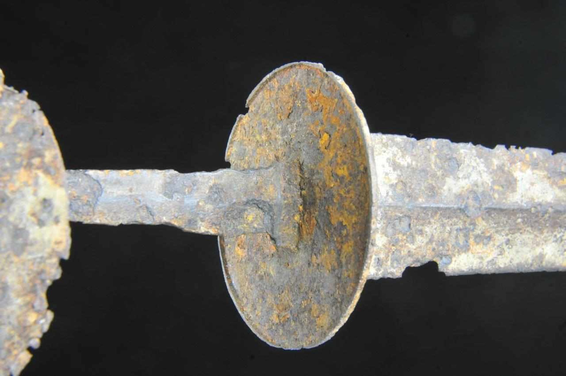 A MEDIEVAL RONDEL DAGGER, 14TH - 15TH CENTURY DOLCH Origin: Central or Western Europe, 14th - 15th - Bild 12 aus 12