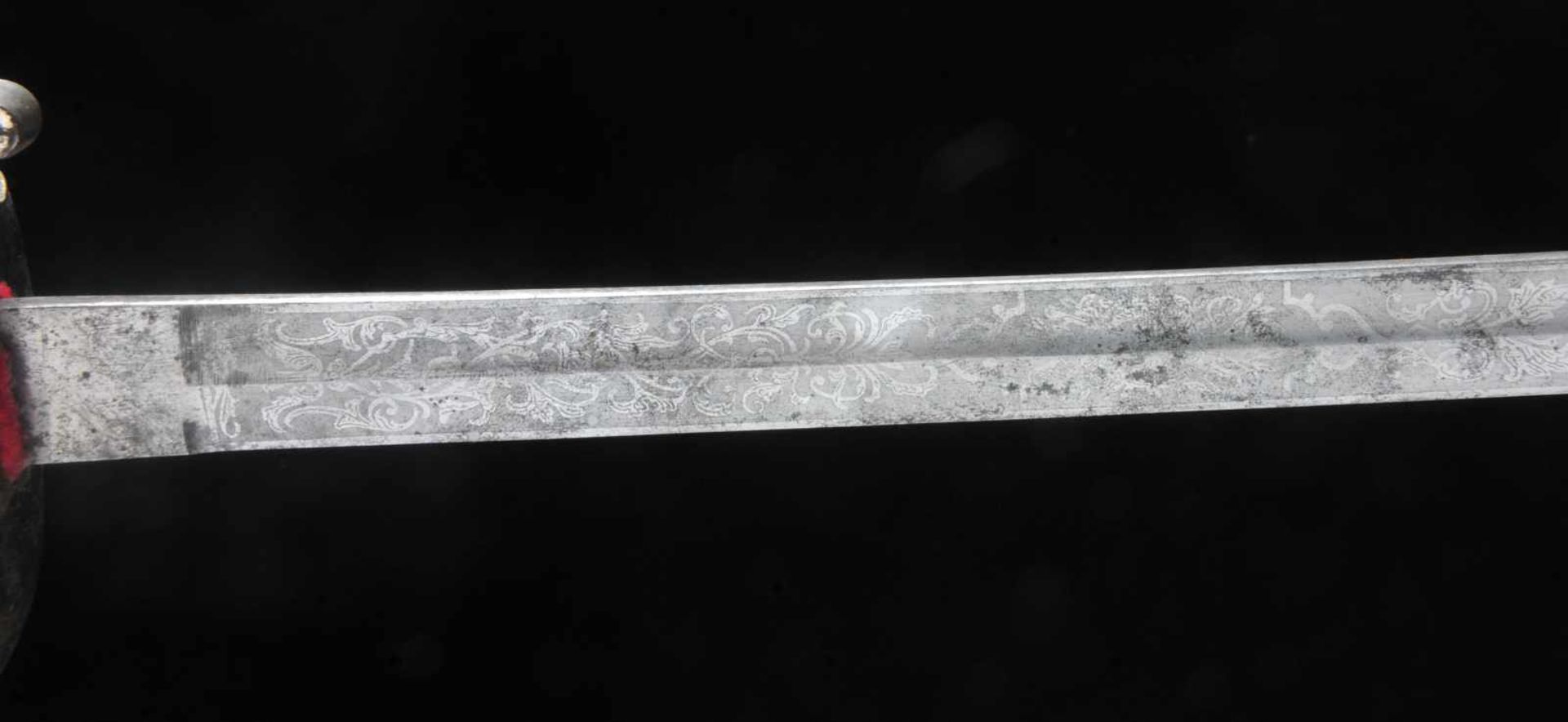 A GERMAN, PRUSSIAN CAVALRY OFFICER’S SWORD M1852 WITH ETCHED BLADE. Preußen Kavallerie Geschenksäbel - Bild 5 aus 6