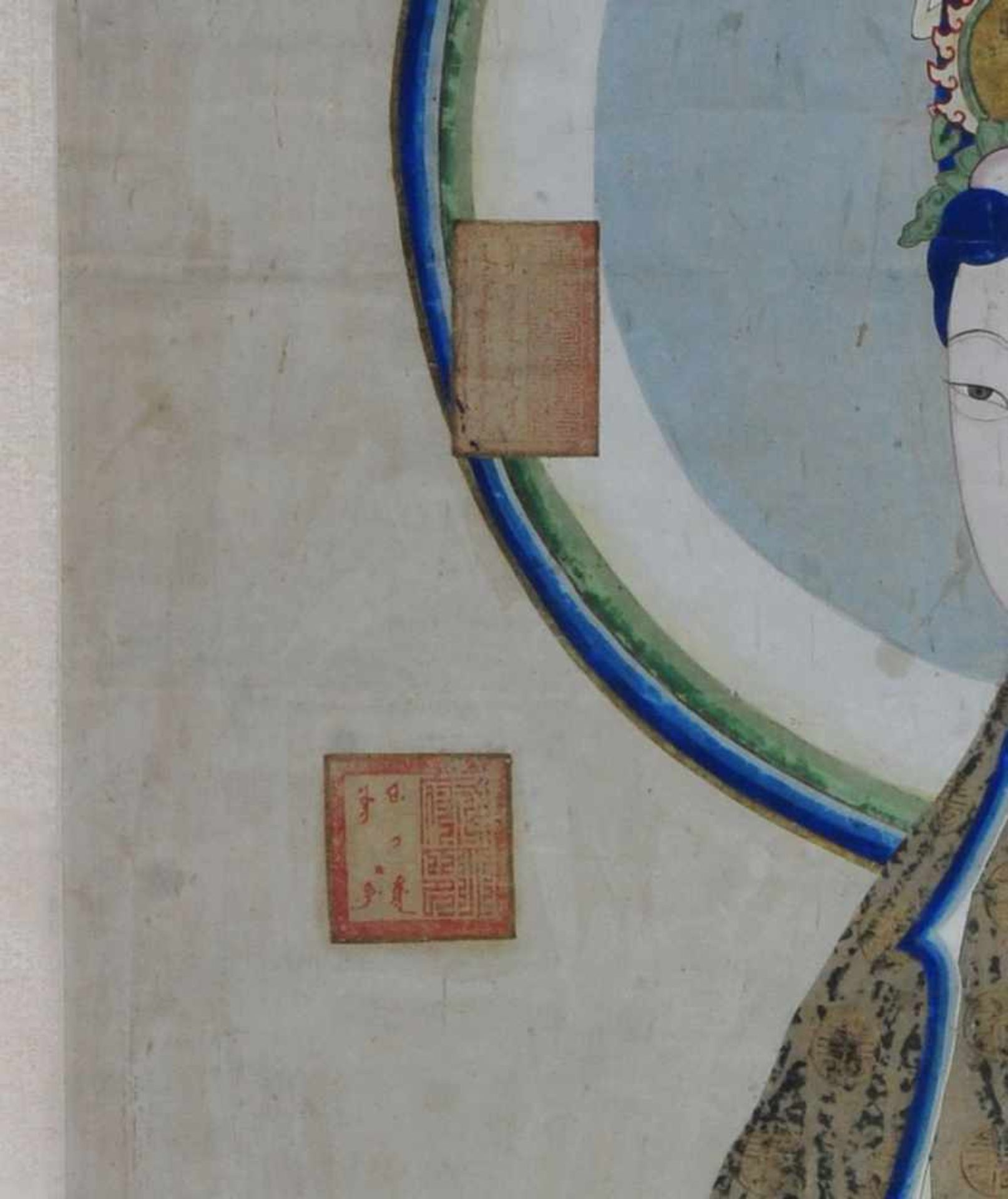 A LARGE CHINESE EMBROIDERED AND PAINTED WATER MOON GUANYIN (水月觀音圖) SCROLL. CHINA, QING - Bild 12 aus 13