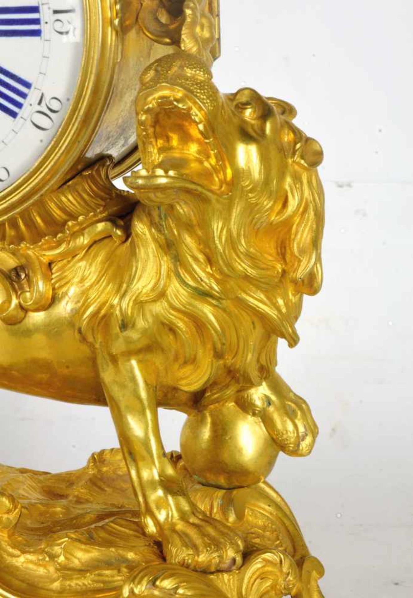 PENDULE AU LION RUGISSANT. ROARING LION GILT BRONZE ROCOCO CLOCK BY N.CH. DU TERTRE. FRANCE, LATE - Bild 3 aus 13