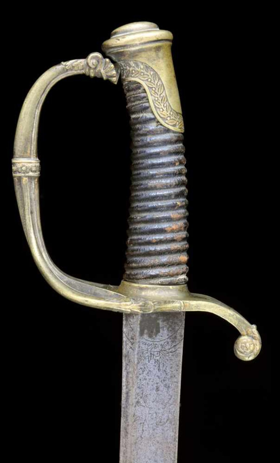 A FRENCH M1821 LIGHT INFANTRY OFFICER’S SABER WITH GERMAN BLADE BY P. KNECHT, SOLINGEN. Sabre d’ - Bild 8 aus 12