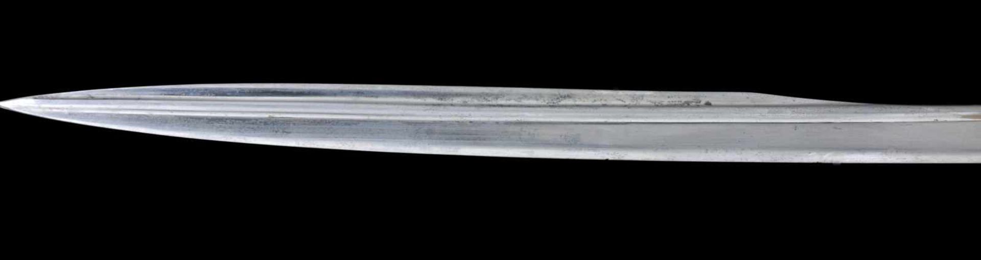 A SWISS M1899 OFFICER’S SWORD BY WEYERSBERG, SOLINGEN. Sabre d’officier Suisse modele 1899. - Bild 2 aus 15