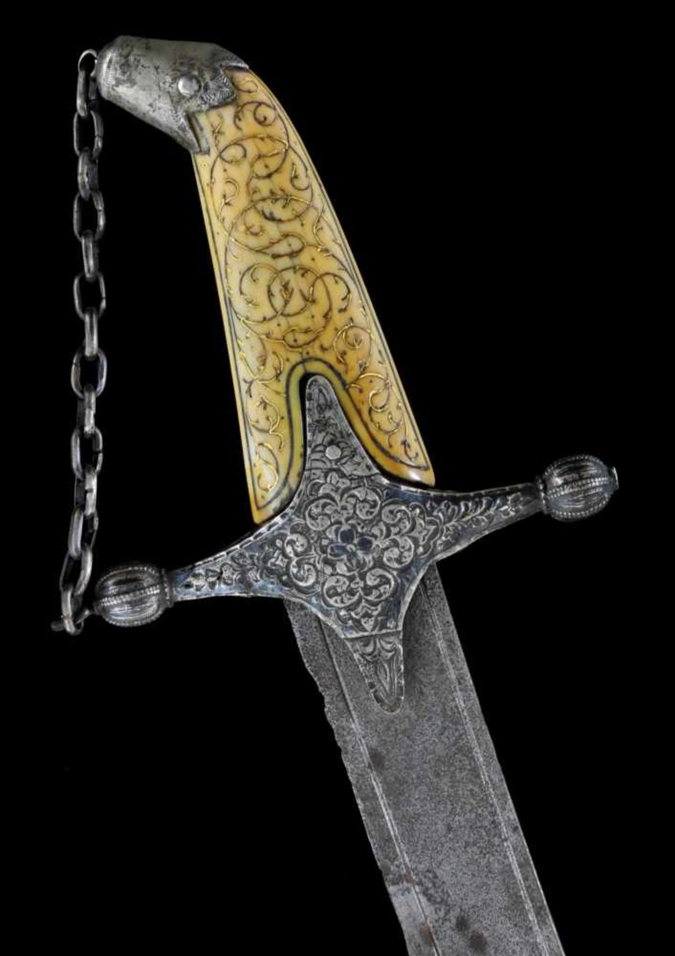 RARE DAGHESTAN SABRE SWORD, EARLY 20TH C. NIELLO, GOLD AND SILVER INLAYS, RUSSIAN EMPIRE, SWORD.