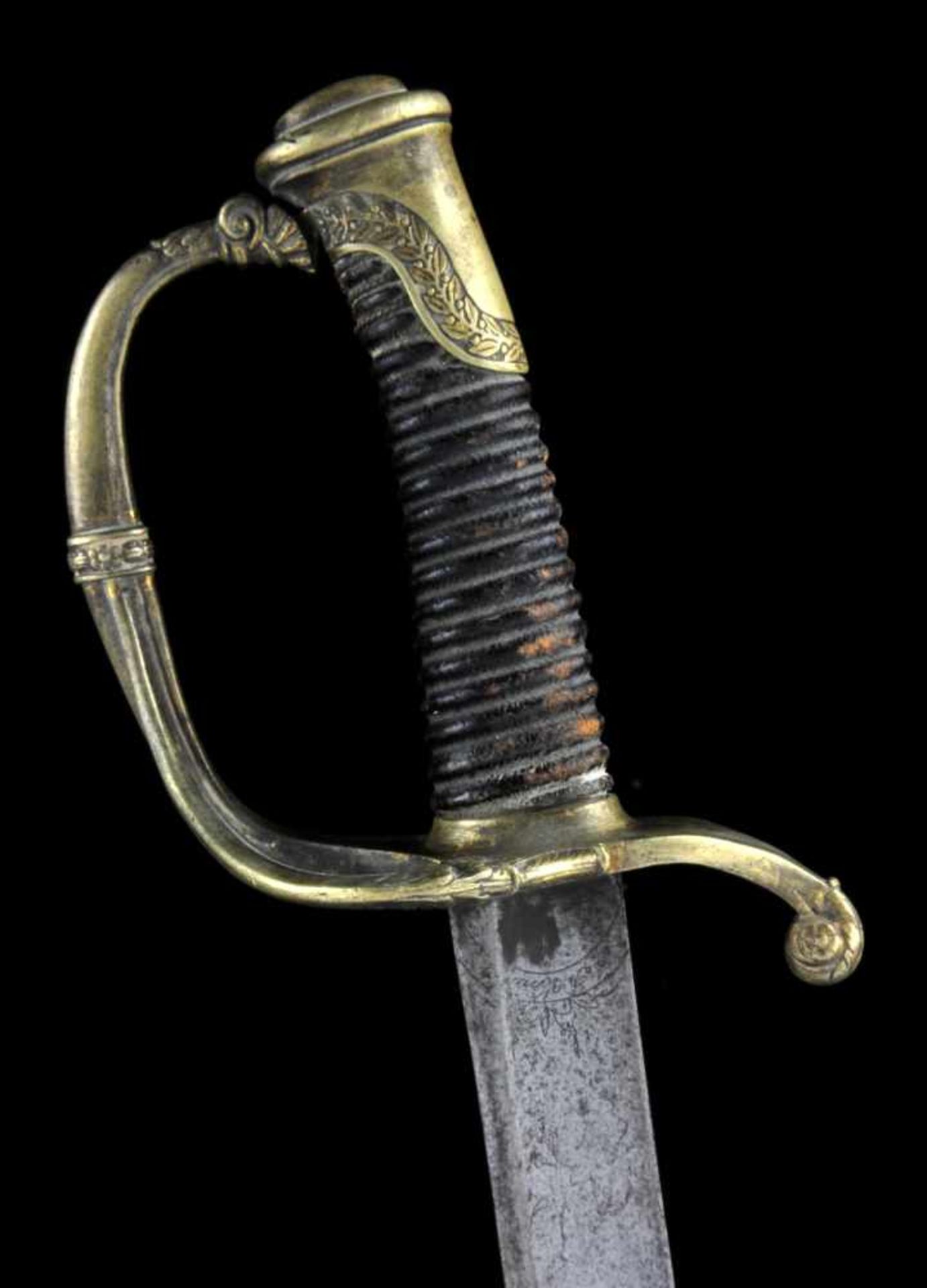 A FRENCH M1821 LIGHT INFANTRY OFFICER’S SABER WITH GERMAN BLADE BY P. KNECHT, SOLINGEN. Sabre d’