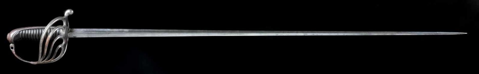 A FRENCH M1892 INFANTRY OFFICER’S SWORD IN SCABBARD, HILT WITH 6 BRANCHES BY COULAUX AND CIE, - Bild 4 aus 9