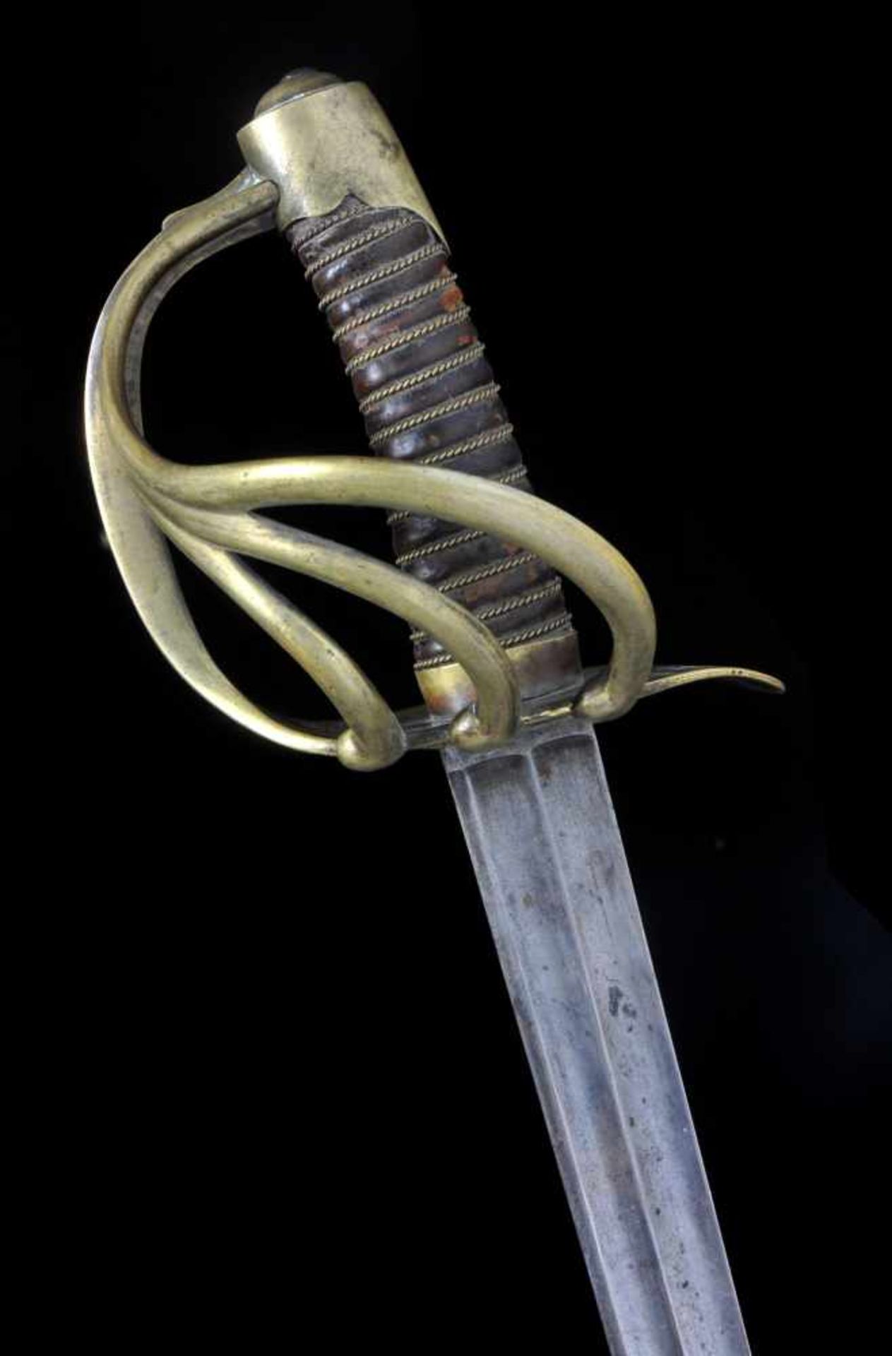 A FRENCH CUIRASSIER SWORD AN-XI (XIII). FRANCE, KLINGENTHAL, 1832. BROADSWORD, SABER. "The