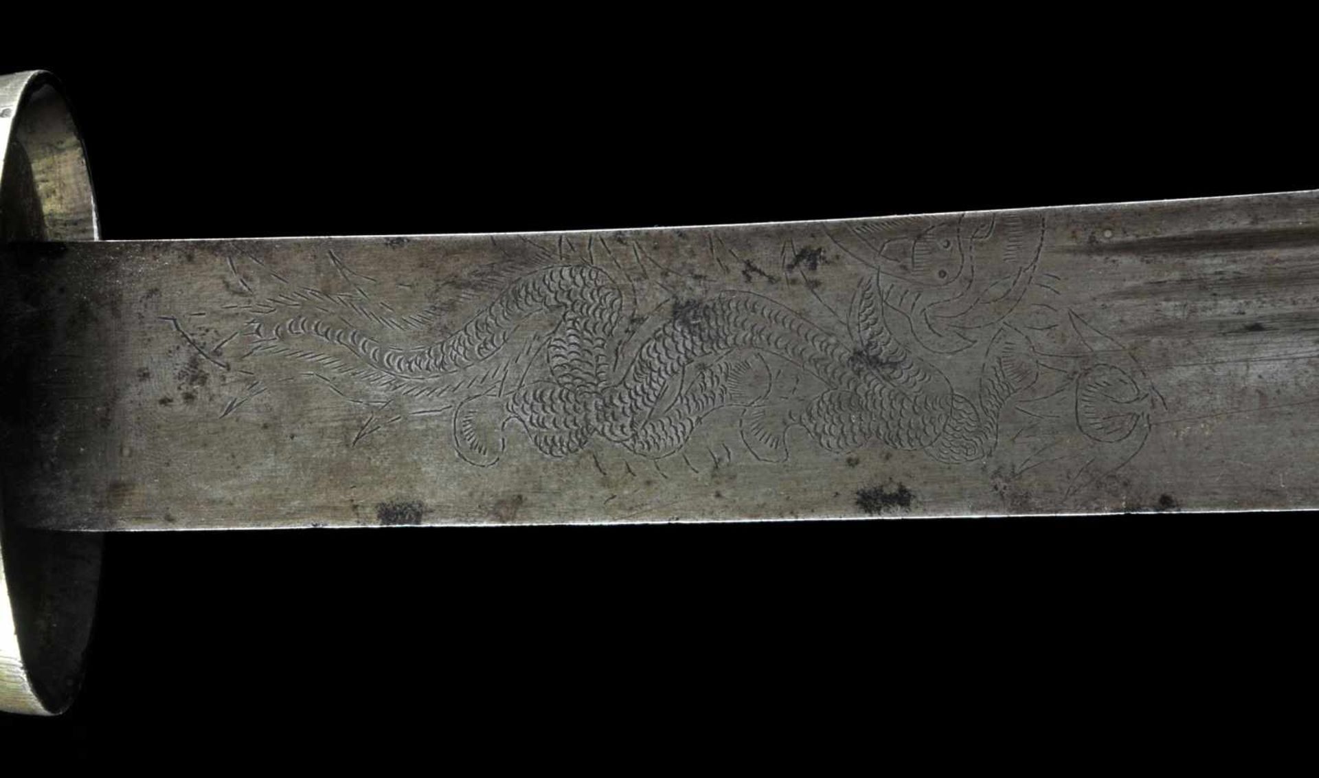 CHINESE DAO SWORD (CALLED ALSO CHINESE SABRE), WITH ENGRAVED BLADE, LATE 19TH TO EARLY 20TH CENTURY. - Bild 6 aus 7