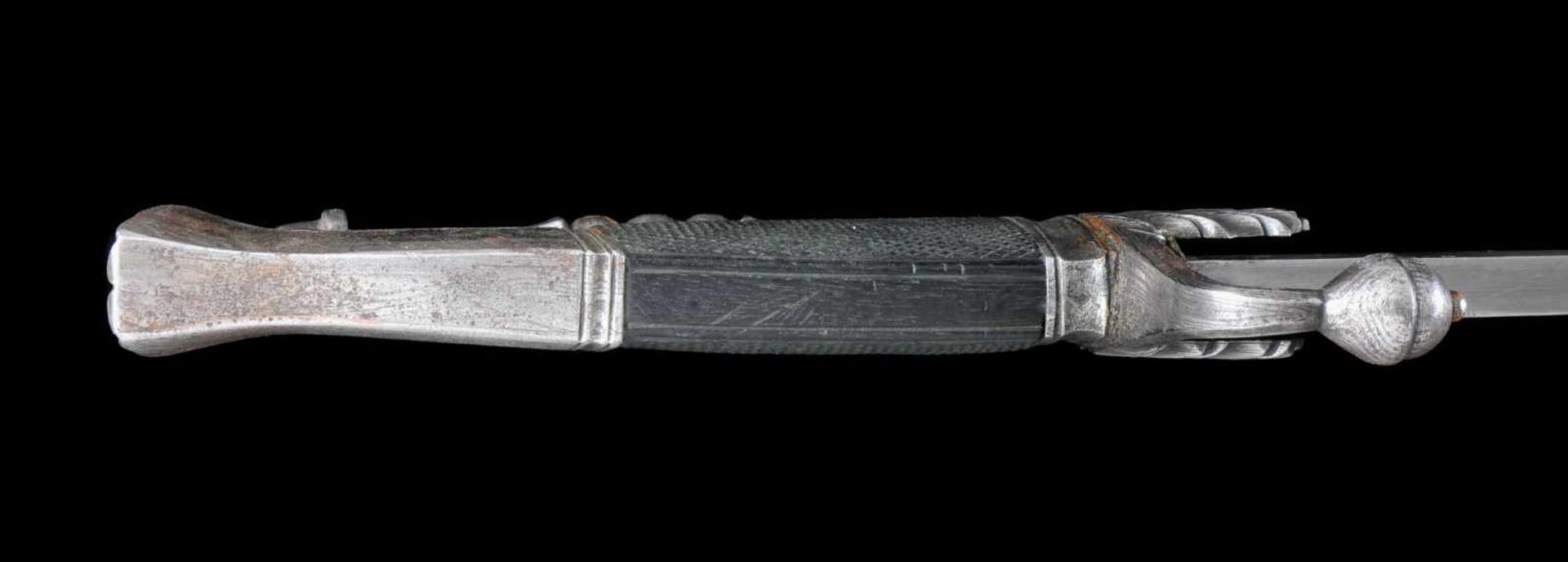 A GERMAN OR AUSTRIA LATE 18TH TO EARLY 19TH CENTURY LIGHT CAVALRY OFFICER’S SWORD WITH DAMASCENED - Bild 24 aus 24