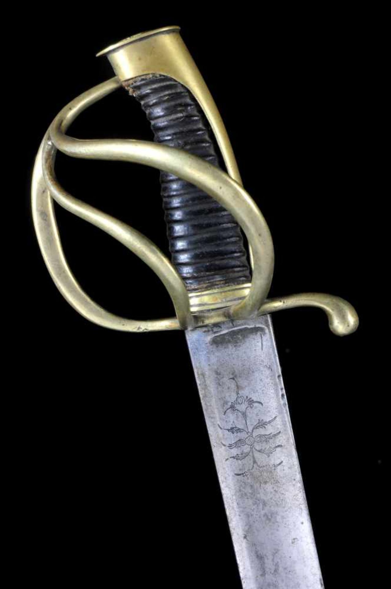 A SPANISH M1820 INFANTRY OFFICER’S SABER. SPAIN, AFTER 1820. Origin: Spain, after 1820. Blade: wide,