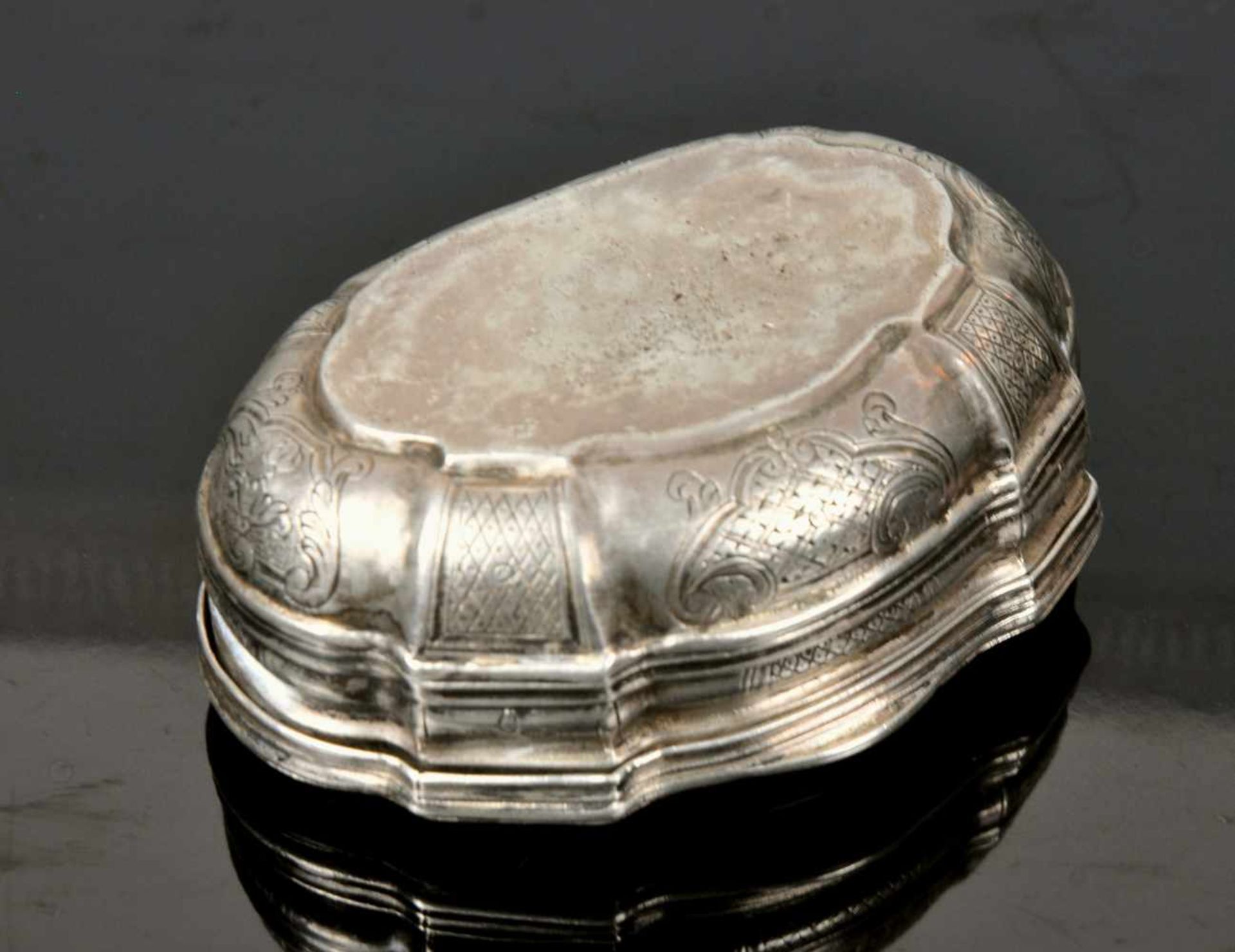 GERMAN SILVER SNUFF BOX, GERMANY / POLAND, BRESLAU / WROCŁAW, 18TH CENTURY.Origin: Germany / Poland, - Bild 5 aus 13