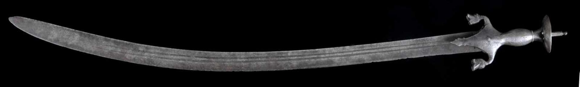 AN INDIAN TULWAR SWORD, EARLY 19TH CENTURY. Origin: India, early 19th century. Blade: steel, - Bild 3 aus 8