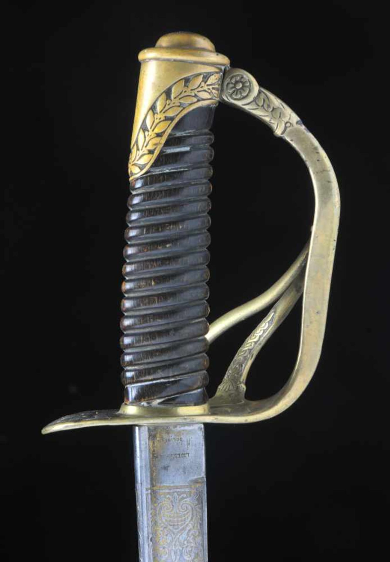 A FRENCH M1822 LIGHT CAVALRY OFFICER’S SWORD, LUXURY VERSION WITH IMPORTED GERMAN DAMASCENED - Bild 18 aus 20