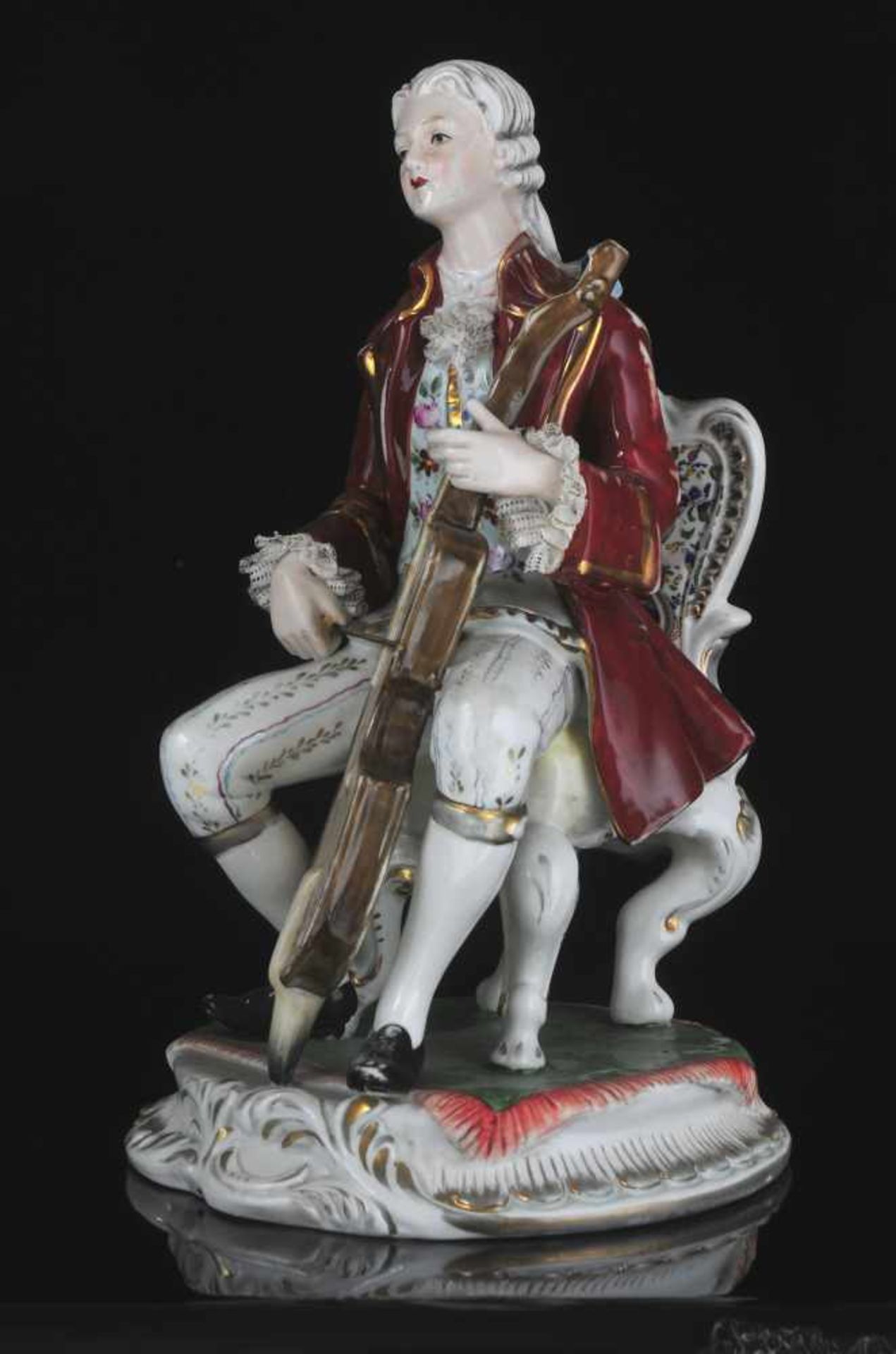 A PORCELAIN FIGURE - CELLIST, GERMANY LATE 19TH / EARLY 20TH CENTURYOrigin: Germany, late 19th to - Bild 7 aus 10