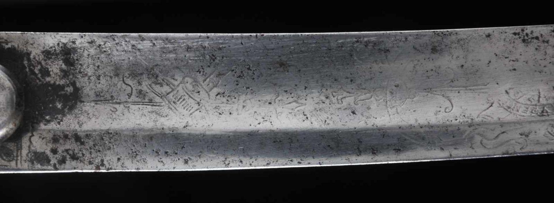 A BRITISH M1796 CAVALRY SWORD WITH ENGRAVED BLADE. Origin: British Empire, late 18th / early 19th - Bild 13 aus 14