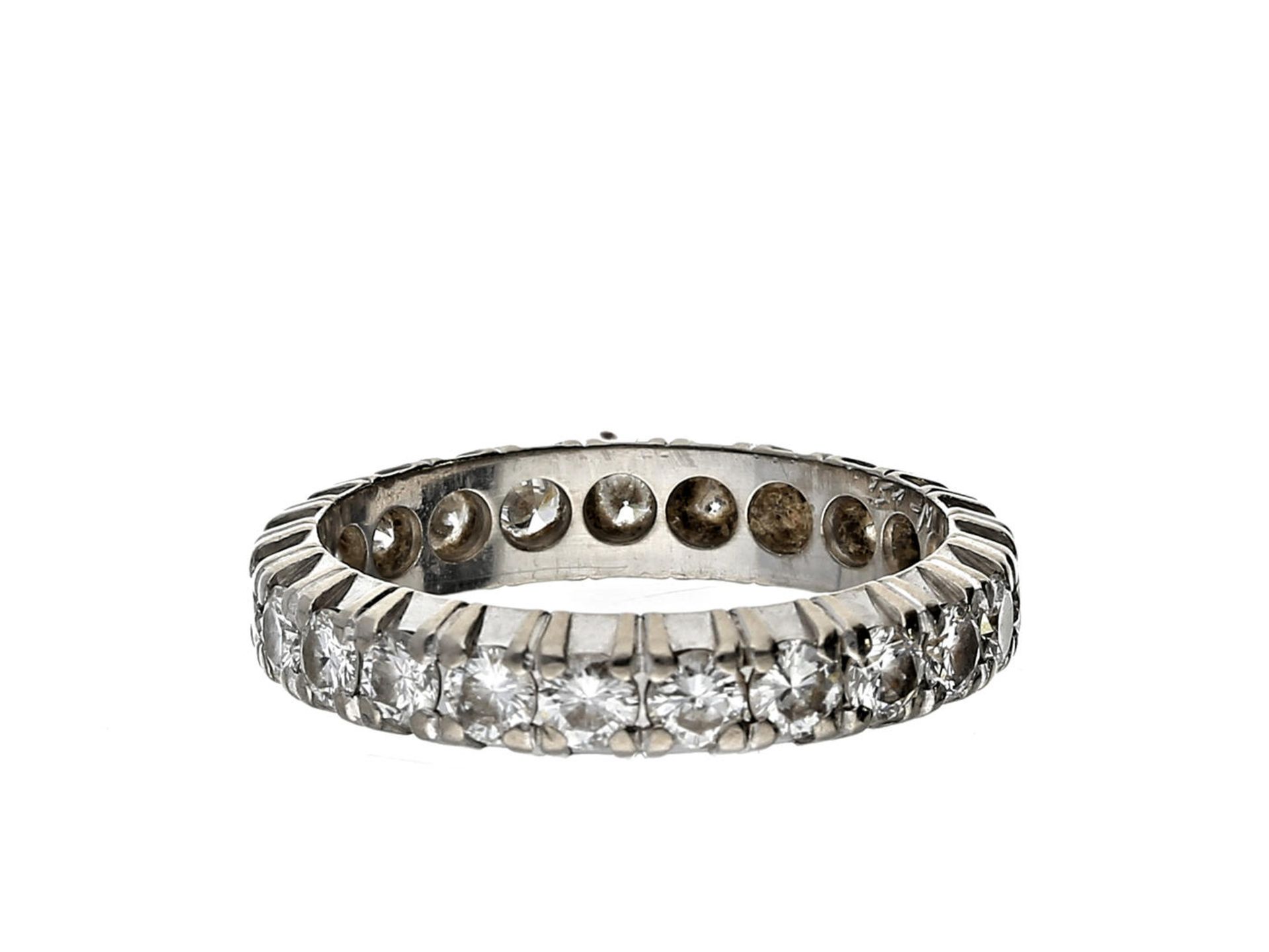 Ring: feiner, weißgoldener Memoire-Ring mit Brillanten, 1,42ct von hoher Qualität, Markenschmuck von