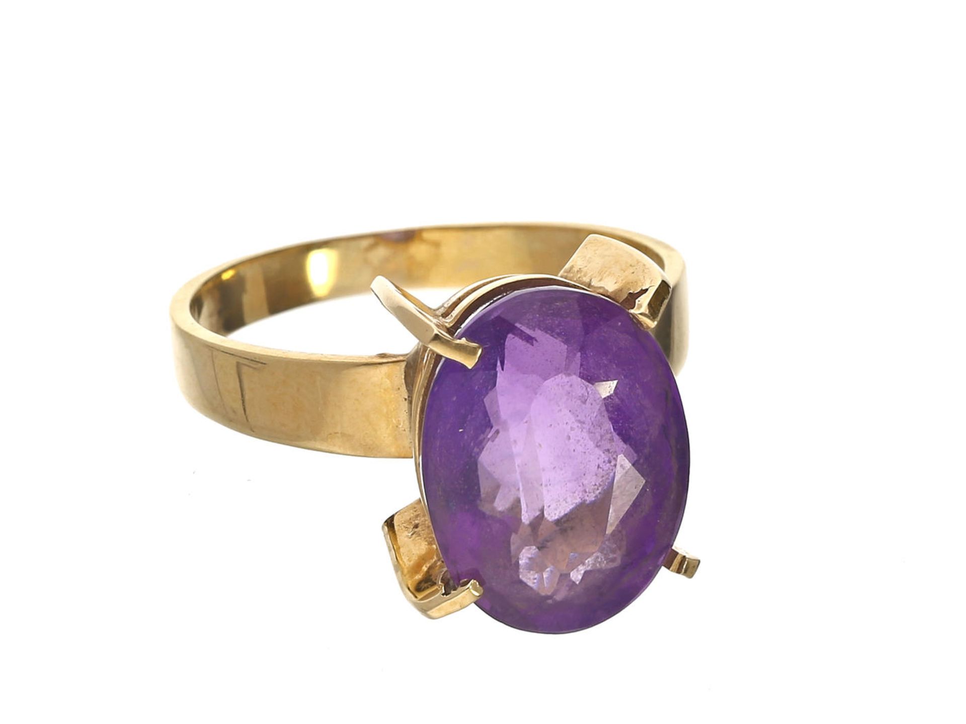 Ring: ausgefallen gearbeiteter vintage Amethyst-Ring, massiv 18K Ca. Ø20mm, RG63, ca. 7,3g, 18K