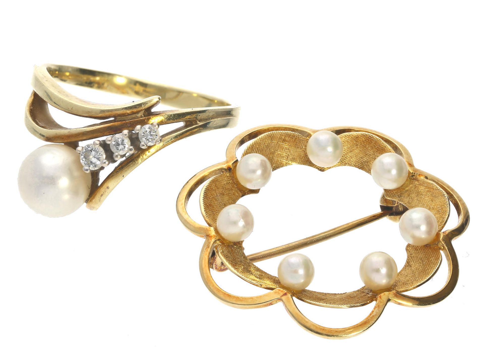 Ring/Brosche: vintage Damenring mit Perle und Brillanten sowie eine Brosche 1. Ring ca. Ø18mm, RG57,