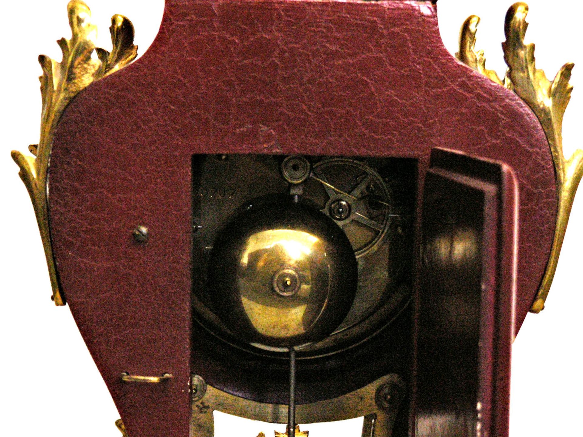 Tischuhr: dekorative Rokoko Pendule, signiert Causard Paris Ca. 40cm hoch, dazugehöriger Sockel - Bild 2 aus 2