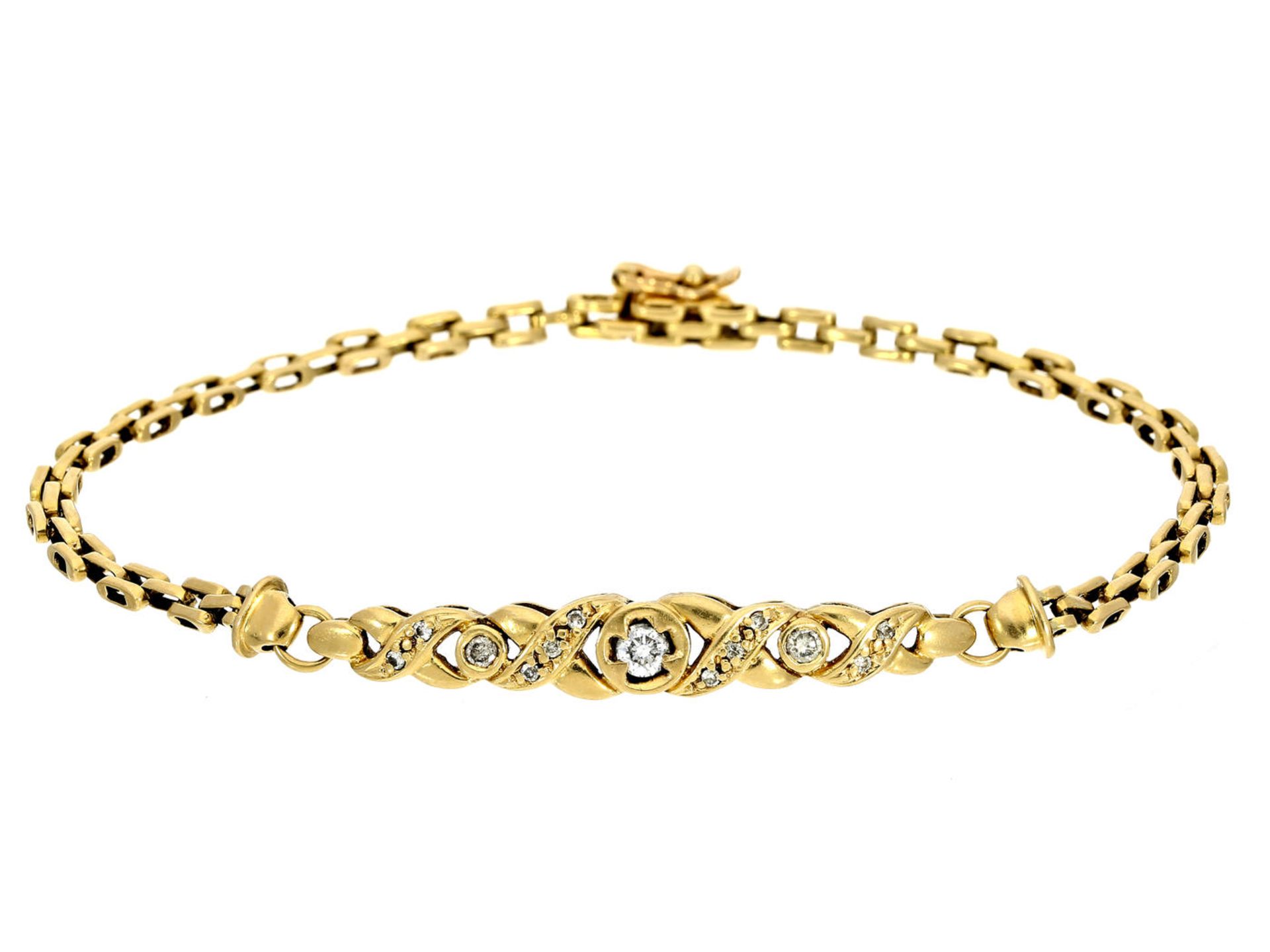 Armband: antikes, fein gearbeitetes Diamant-Goldschmiedearmband Ca. 19cm lang, ca. 7,1g, 18K Gold,