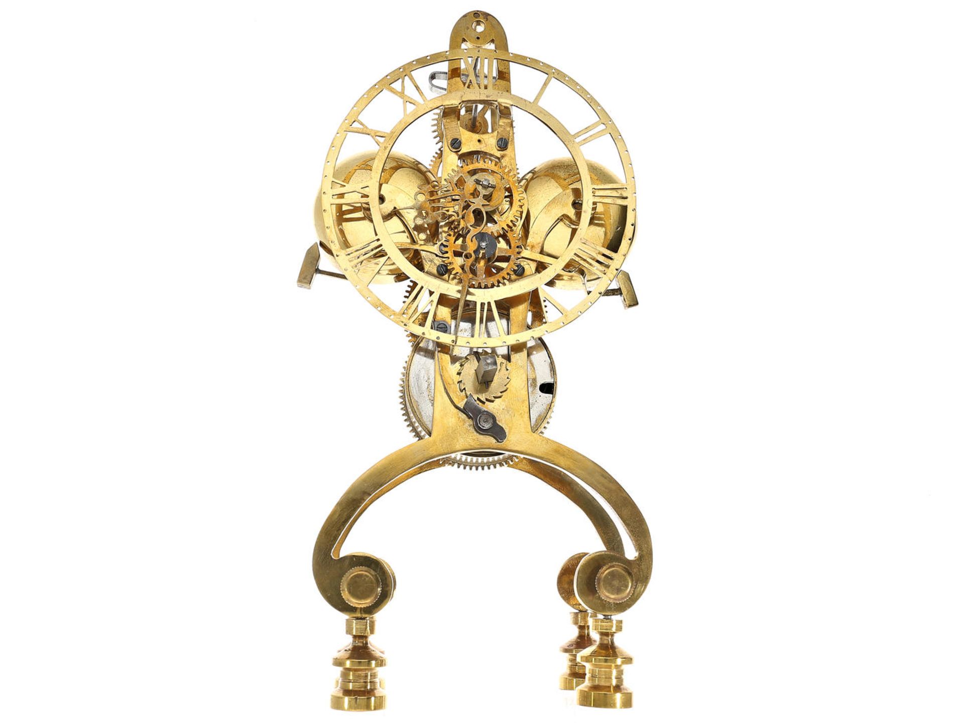 Tischuhr: dekorative skelettierte Tischuhr mit Schlag auf 2 Glocken, Einzelstück, Uhrmacherarbeit um