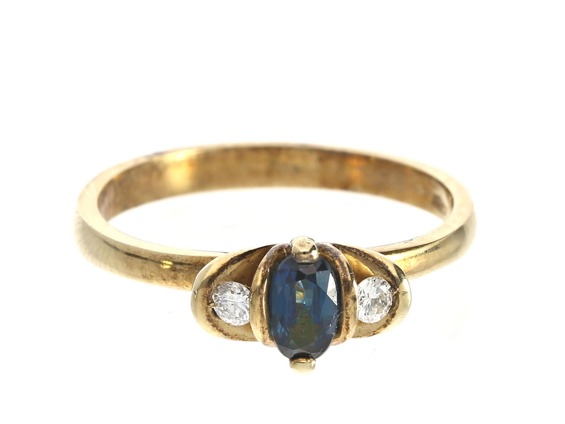Ring: eleganter Damenring mit Saphir und Brillanten Ca. Ø16mm, RG51, ca. 2,4g, 14K Gold, schauseitig