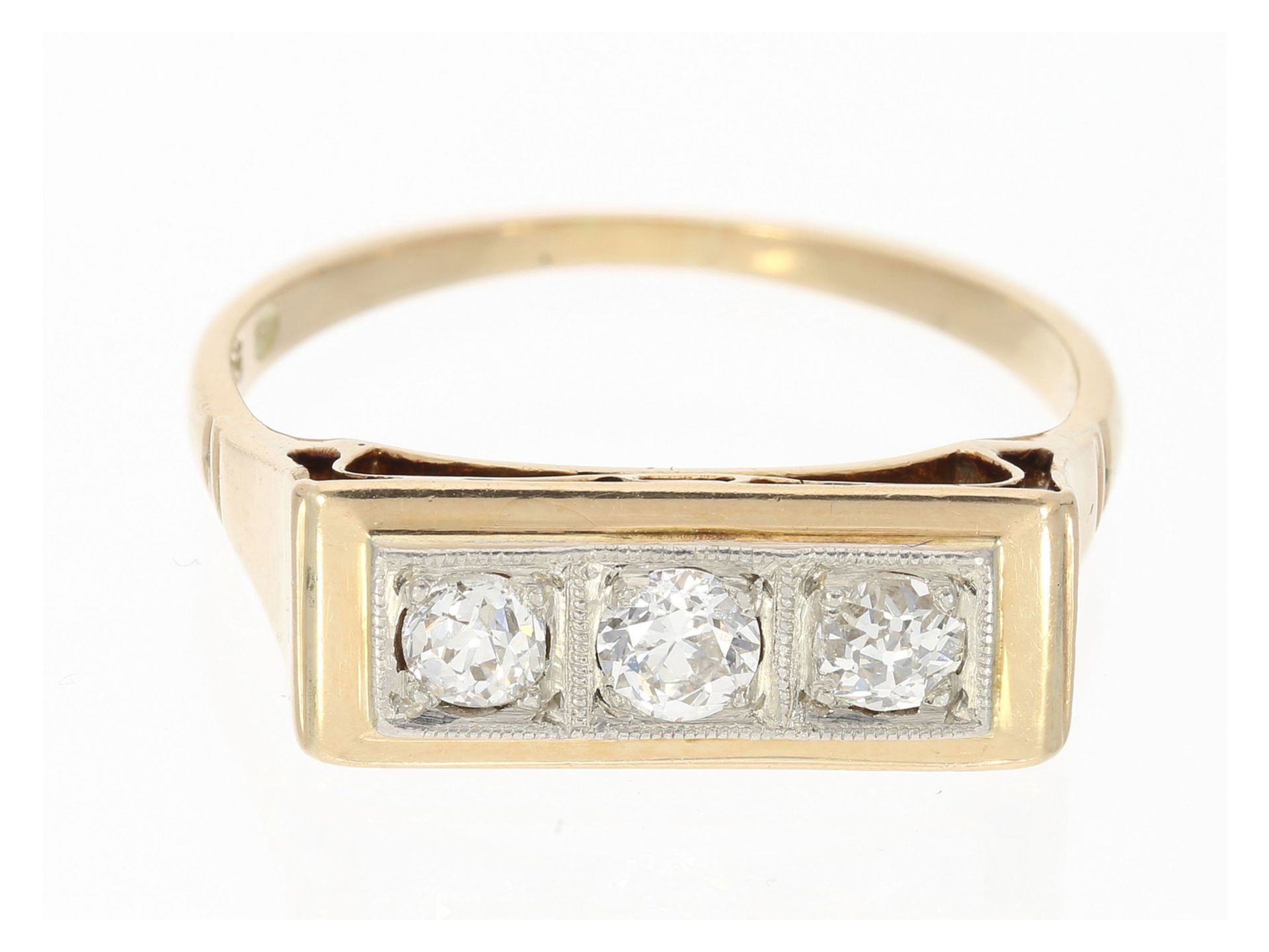 Ring: dekorativer, klassischer Art déco Diamantring, vermutlich um 1930Ca. Ø17,5mm, RG54, ca. 2,