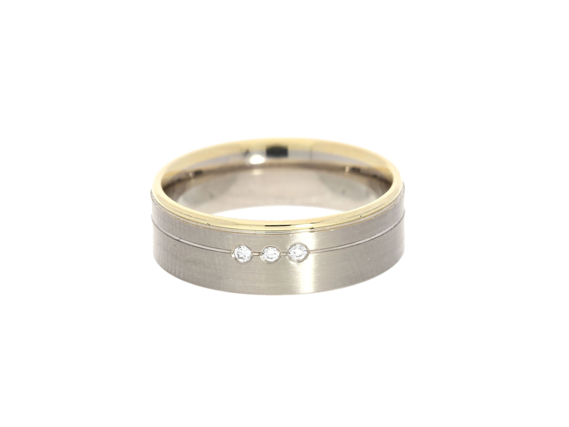 Ring: massiver und neuwertiger Bicolor-Bandring mit Brillantbesatz, SpitzenqualitätCa. Ø17mm,