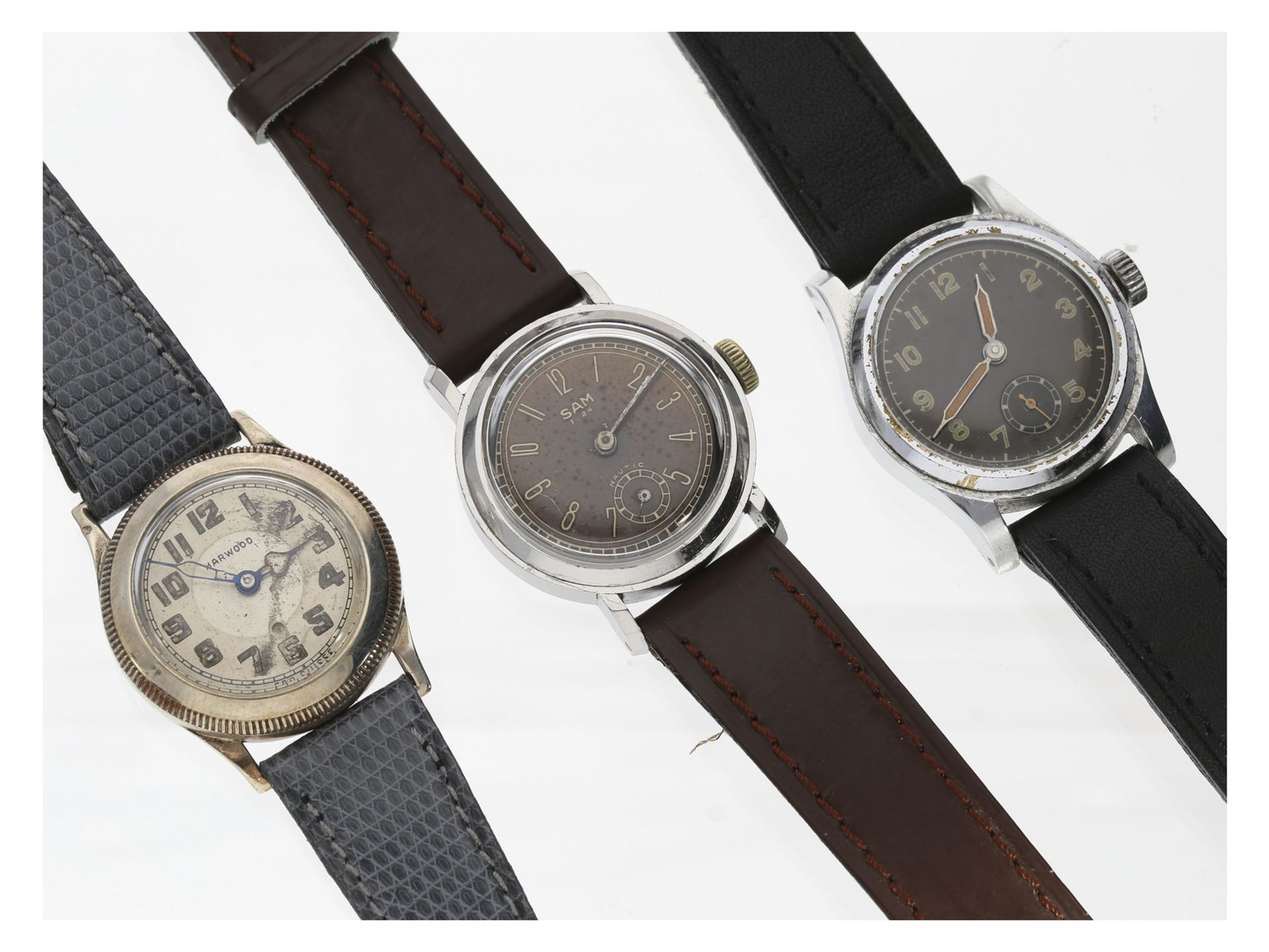 Armbanduhr: Konvolut bestehend aus 3 antiken, teils militärischen Armbanduhren, Edelstahl, 30er