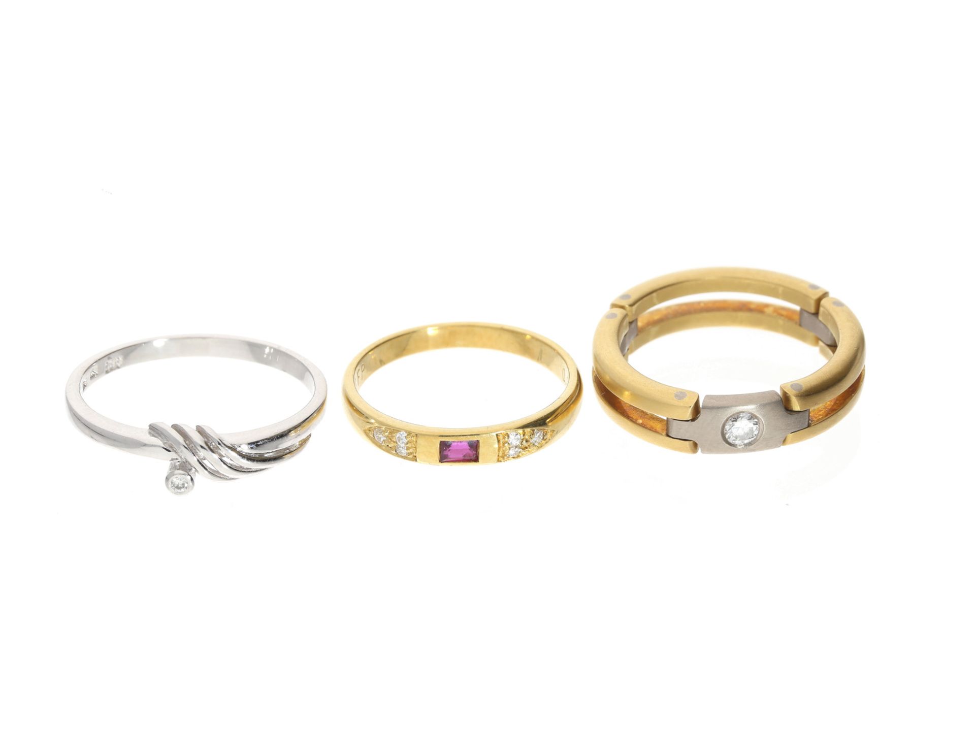 Ring: Konvolut moderne/vintage GoldschmiederingeKonvolut bestehend aus 3 Goldschmiederingen, RG52-