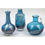 2 Vasen und 1 Henkelkrug Heinrich Löffelhardt für Schott Zwiesel um 1970. - Florida - Blaues Glas.