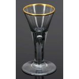 Kelchglas Lauenstein, um 1770. Farbloses Glas. Goldrand. Ausgeschliffener Abriss. H. 15,8 cm. -