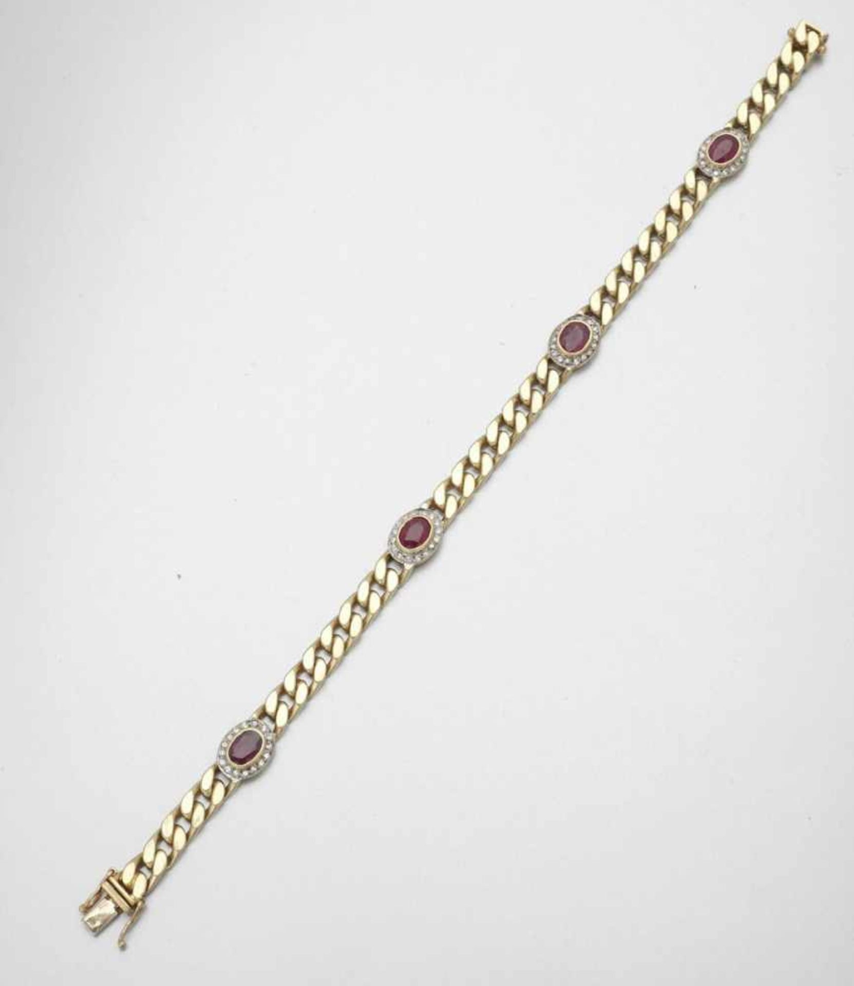 Rubin-Brillant-Armband 750er GG, gestemp. 4 Rubine im Ovalschliff zus. ca. 5 ct. Div. Brillanten - Image 2 of 2