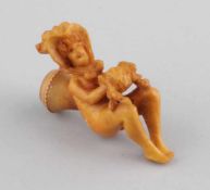 Zigarrenspitze Spätes 19. Jahrhundert. Meerschaum. 4 x 5 x 2 cm. Erotische Darstellung einer